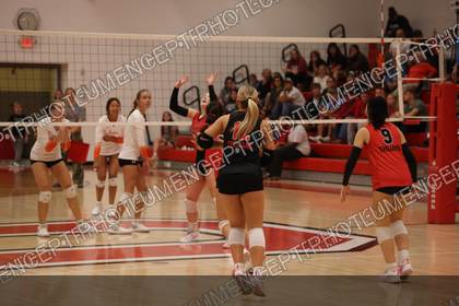 Dalton High School vs Tuscarawas Valley game-day sports photo