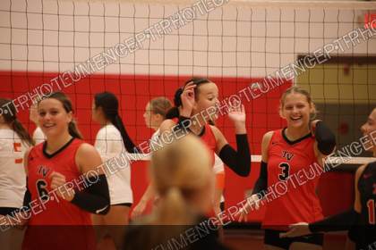 Dalton High School vs Tuscarawas Valley game-day sports photo