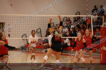 Dalton High School vs Tuscarawas Valley game-day sports photo